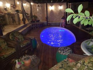 Casa charmosa com piscina aquecida, jacuzzi, ar - 1