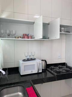 Casa Privativa e Climatizada em Taperapuã, 2 Quartos, Cozinha Completa e Sala com TV 50 - Porto Seguro - 2