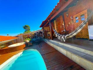 Casa charmosa com piscina aquecida, jacuzzi, ar - Pirenópolis - 2