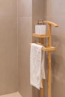 Cityline Apartment - Steps from Station & Center - Durrës - 5