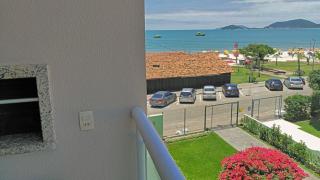 Apto Primera línea de mar, vista lateral al mar, terraza, barbacoa y parking en el corazón de Canasvieiras - Florianópolis - 3