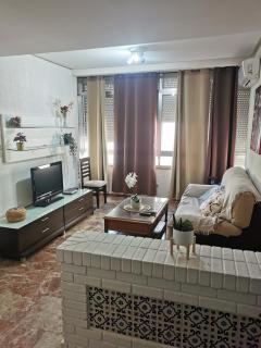 Se alquilan habitaciones - Jerez de la Frontera - 0