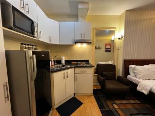 Studio unit inside IT Park Wifi & Netflix - 8