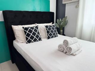 Sunshine Studio at Beacon Tower 3 unit 1204 - Manila - 1