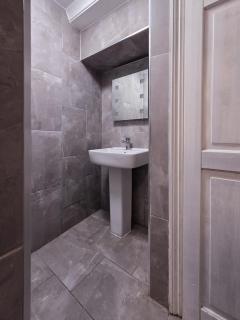 The Courtyard Lodge - 1