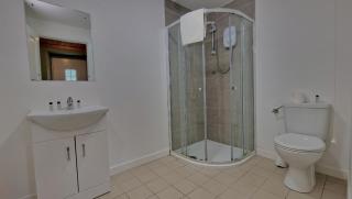 8 Bedroom Townhouse - Galway - 5