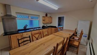8 Bedroom Townhouse - Galway - 9
