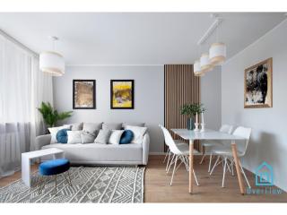 Breeze Apartment - Charming Place, 15 Minutes to Gdańsk Old Town & 5 Minutes to Seaside - Danzig - 0