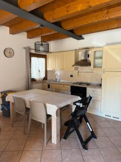 Ely Hause - Calmasino - 6