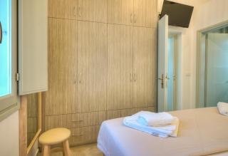 Erato City House - Fira - 9
