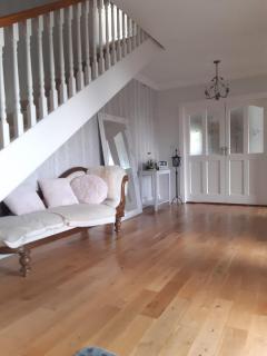 mature 4 bedroom home with relaxing garden and wonderful views - Carlow - 2
