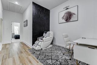 Houston Staycation Retreat | NRG | Med Center | EV - 8