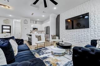 Houston Staycation Retreat | NRG | Med Center | EV - Houston - 6