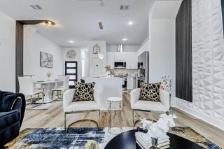 Houston Staycation Retreat | NRG | Med Center | EV - 5