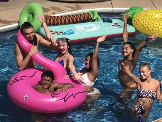 Large Recreational Retreat - 9