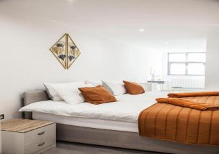 Cityscape 2-BR - Leicester's Premier Urban Retreat - Leicester - 1