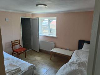 Hotel Giurgiulești - - 2