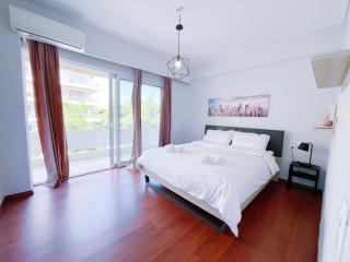 Spacious 2BR by Floisvos Beach Saltwater Balcony - Atene - 4
