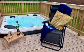 Hot Tub Lodge 5 Star Country Park - 0
