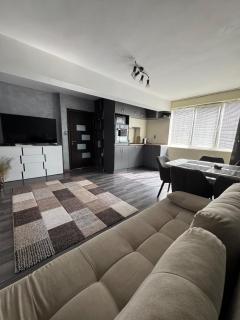 Charming Seaside Apartment in Varna - Varna - 0