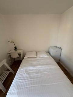 Chambre à 20 minutes de Paris NOTRE DAME, APPARTEMENT COMMUN - 0