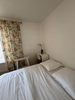 Chambre à 20 minutes de Paris NOTRE DAME, APPARTEMENT COMMUN - 8