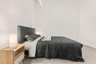 Luxury DT Condo l Playhouse Square l Fast W-Fi - Cleveland - 4