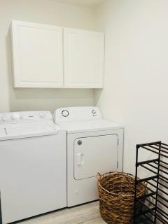 WarmNest Living - Central 2BR Home 10 mins to Strip - Long Stay Ready - Las Vegas - 9