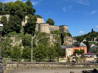 Historic Town Luxe and Epic View - Lussemburgo - 4