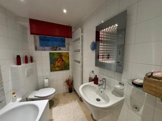 Historic Town Luxe and Epic View - 3