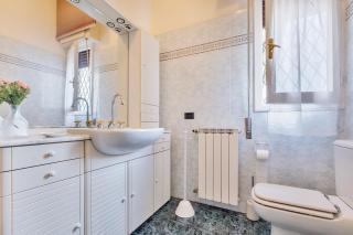 Crispi Apartment in Lido di Camaiore - Lido di Camaiore - 3