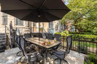 Luxury 4-BR with Free Parking in Heart of DC - Steps to Metro - Washington - 7