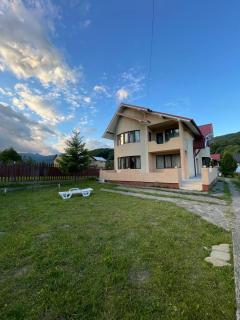 Vila dintre Munți - Cheia - 0