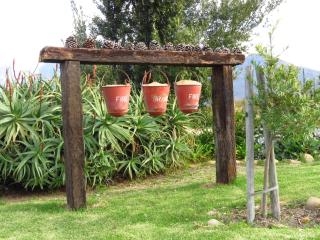 Seven Oaks Vineyard Cottages - 3