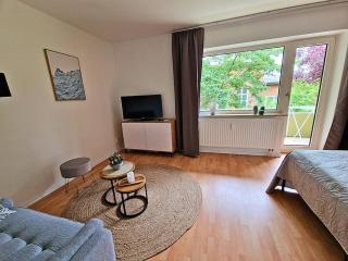 Langzeitmiete zentral mit Balkon - Kiel - 0