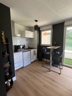 Suite Rohmer Vidéoprojecteur et cocon intimiste - 1