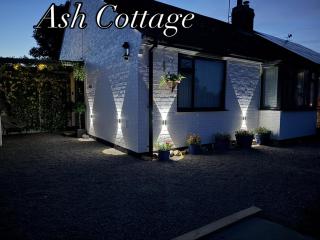 Ash Cottage - 0