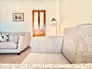 Homely Monthly Stay for Families and Contractors with Good Transport Links - Chesterfield - 9
