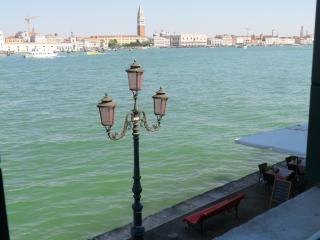 3 Windows on St Mark - Waterfront Apartment - Venice - 9
