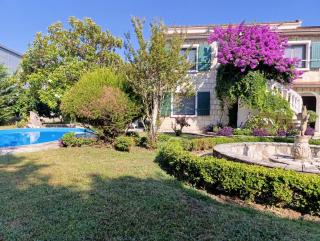 Leisure House Jovovic - Bar - 9