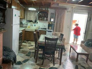 Tonys place - Mesochórion - 4