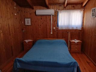 Seaside Villa with Yard - - 7
