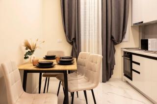 LA FOLEA APARTMENTS & SUITES Lungomare Vlora - Vlora - 1