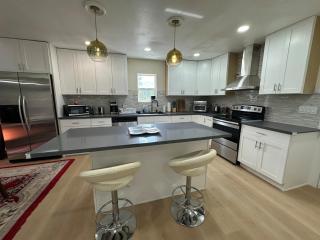 5 Star Vacation Home in Ely Sleep 6 - Ely - 2