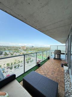 Stylish Condo, Riverview, Downtown East Village, Mins to Stampede, Saddledome - 7