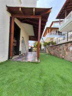 Detached villa with sea view - - 8
