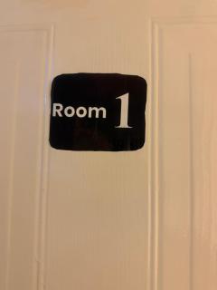 Rayyan Inn Premium Room For Family & Solo in Birmingham - Birmingham - 2
