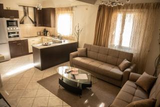 Konstan'shouse - Mytilini - 8