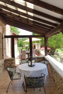 Beautiful Home with Large Gardens and Heated Pool - 6