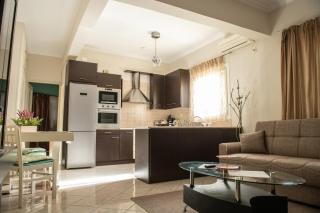 Konstan'shouse - Mytilini - 4